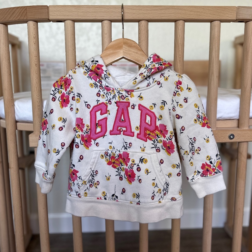 Floral GAP sweatshirt